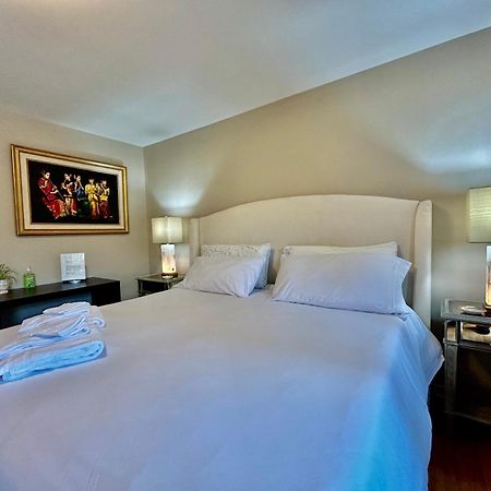North Nanaimo Gem - Garden-View Room With Private Ensuite Buitenkant foto